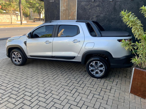 Fiat Strada 1.3 Volcano Cab. Dupla 16v Flex 4p