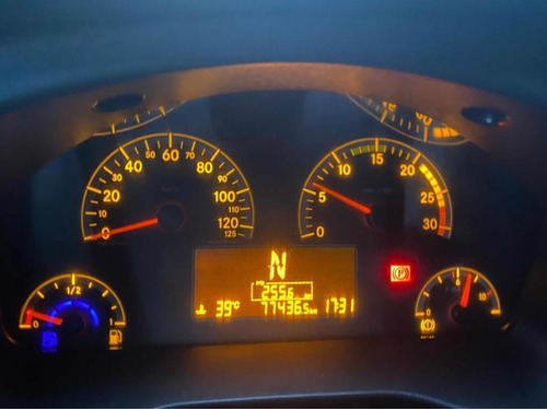 Mercedes Benz Accelo 1016