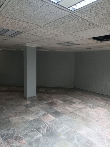 Invierte En Exito, Local Comercial En Plaza Imagen, Jardines De La Montaña