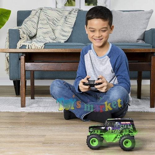Imagen 5 de 8 de Monster Jam Auto A Radio Control 1:24 Megalodon O Dalmatian