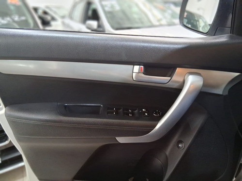Kia Sorento 2.4 EX2 4X2 16V 7 LUGARES