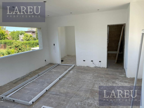 Imagen 7 de 16 de Casa En Venta - Barrio Santa Guadalupe
