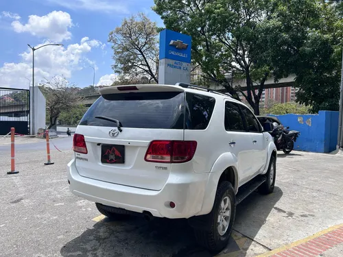 Toyota Fortuner Sr5 2008