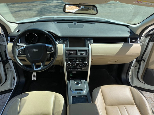 Imagem 9 de 15 de Land Rover Discovery Sport 2.0 16v Si4 Turbo Hse 2017