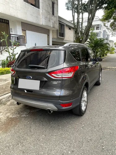 Ford Escape 2.0 Titanium