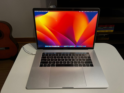 Macbook Pro 15 Touch Bar 