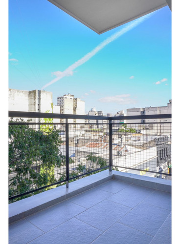 Venta. Departamento 2 Dormitorios. Reciclado A Nuevo.