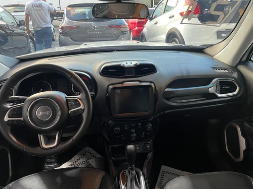 Jeep Renegade 1.8 Longitude Flex Aut. 5p