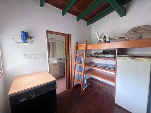 Impecable Y Bello Apartamento En Alquiler Ubicado En San Román 24-22455