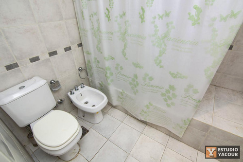 Imagen 17 de 30 de Departamento En Venta - 2 Dormitorios 1 Baño - Cochera - Terraza - 120mts2 - La Plata