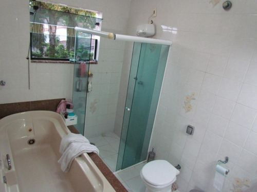 Imagem 21 de 21 de Sobrado Médio Padrão, Acabamento Fino Com Piscina-estrela Dalva - 05