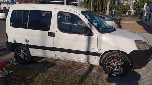 Peugeot Partner 1.6 Hdi Furgon Presence Aa
