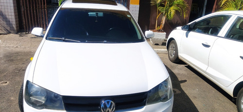 Imagem 10 de 14 de Volkswagen Golf 2011 Sportline 1.6 Flex