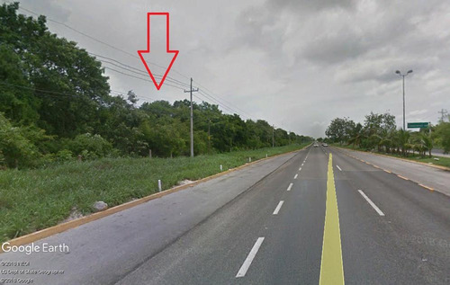 Terreno De 18 Ha En La Riviera Maya, 200 Metros Sobre La Carretera