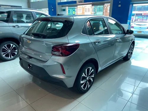 Chevrolet Onix 1.0T Premier Hatch At
