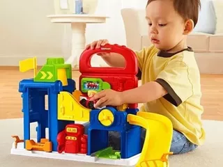 Fisher Price Little People Garage Wheelies Lava Rápido.