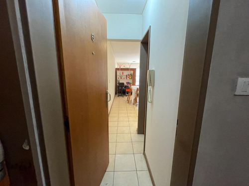 Monoambiente En Venta Con Balcon Zona Centro