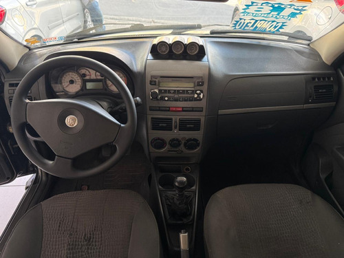 Fiat Strada 1.8 16v Adventure Cab. Dupla Flex 2p