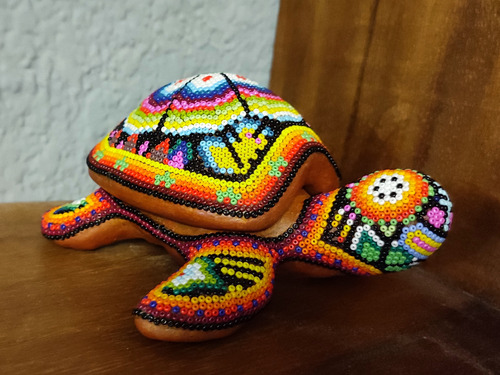 Tortuga Alhajero De Barro Huichol Con Chaquira