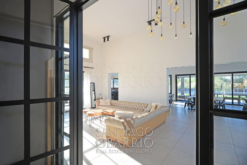 Imagen 5 de 30 de Excelente Casa De 500m2, Lote De 34500m2 En Venta, El Haras Argentino Farm Club