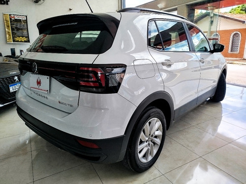 Volkswagen T-Cross 1.0 200 TSI TOTAL FLEX AUTOMÁTICO