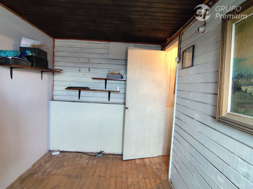 Casa En Venta En Lo Espejo 4 Dormitorios, Regularizada