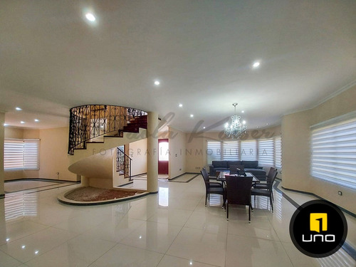 Imagen 2 de 14 de Hermosa Casa Con Piscina Condominio Colinas Del Urubo