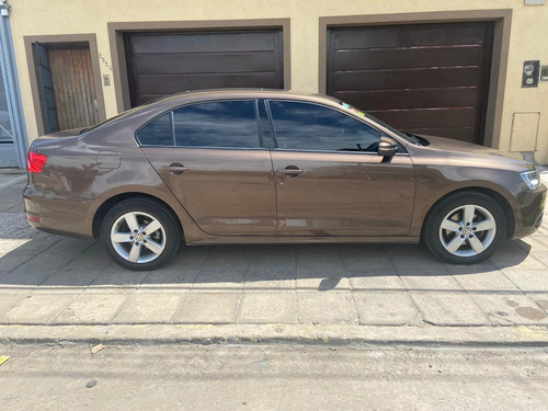 Volkswagen Vento 2.5 Luxury 170cv 2012