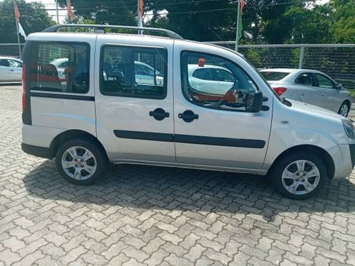 Fiat Doblò 1.8 Mpi Essence 7l 16v Flex 4p Manual