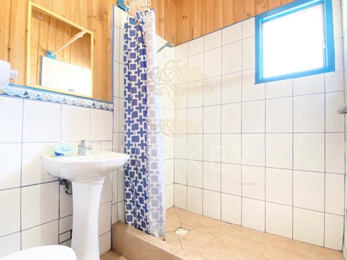 Casa En Venta De 18 Dorm. En Guanaqueros