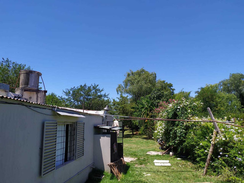 Imagen 2 de 8 de Casa De 2 Dormitorios Terreno 1000mts2