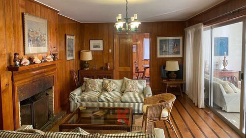Casa En Primera Línea Frente Al Mar/ Gran Vista