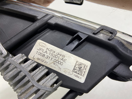 Farol Auxiliar Range Rover Velar 2018 19 20 21 2022 Esquerdo (Usado)
