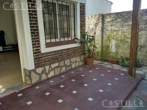 Venta Ph 2 Dormitorios - Beccar-vias/rolon Con Renta