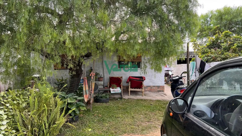 Una Casa Y Dos Aptos En Venta En Salinas Ideal Renta