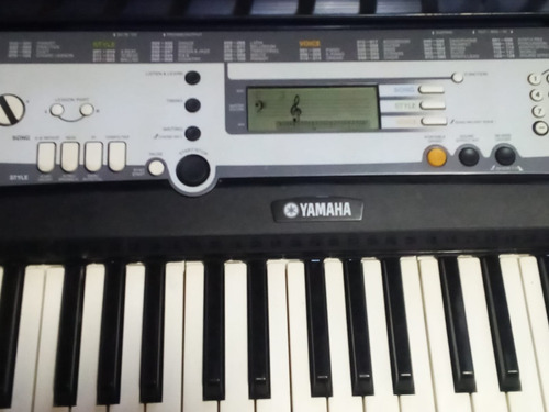.teclado Yamaha Pcr.e213 Como Nuevo Casi Sin Uso