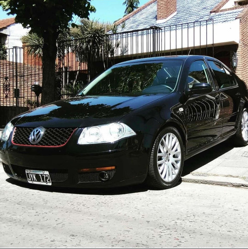 Volkswagen Bora 1.8 Highline T 180cv 2011