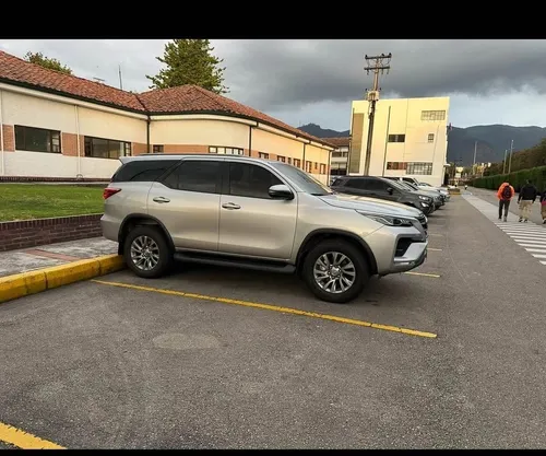 Toyota Fortuner 2.4 2023