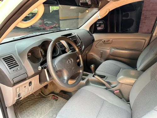 Toyota Hilux 2.7 Est