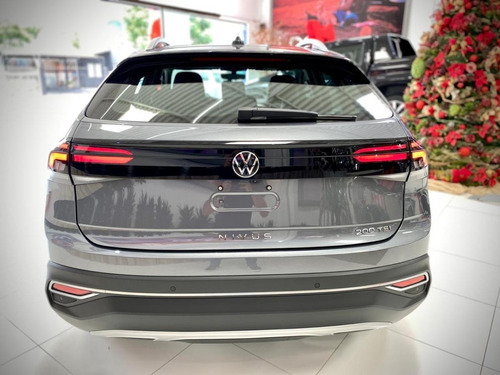 Volkswagen Nivus Highline 1.0 200 Tsi Flex Aut.