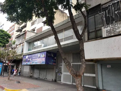 Local Av. Francisco De Miranda