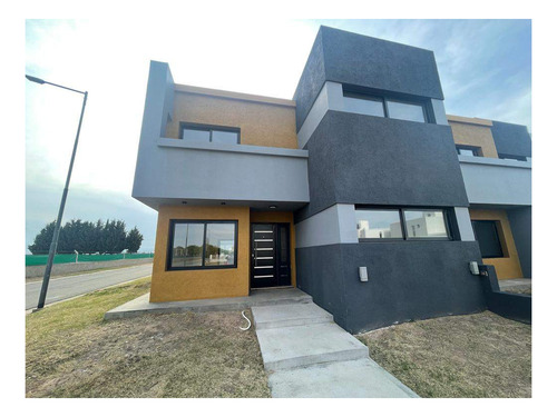 Imagen 2 de 23 de Duplex En Venta San Ignacio Village 3 Dormitorios