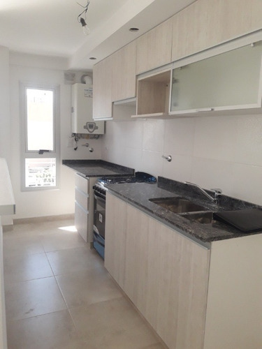 Imagen 10 de 14 de Semipiso En Venta En Lanus Este