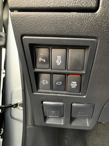 Toyota Sw4 2.8 Srx 177cv 4x4 7as At 2018