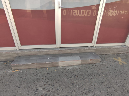 Edificio En Renta Con Uso De Suelo, Se Renta Con Local Comer