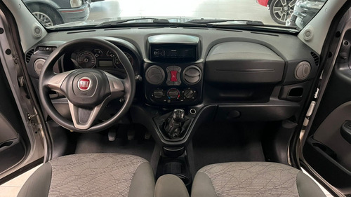 Fiat Doblo 1.8 16v Essence 7l Flex 5p 5 marchas