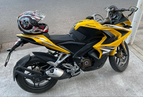 Bajaj Rouser Rs 200 Impecable