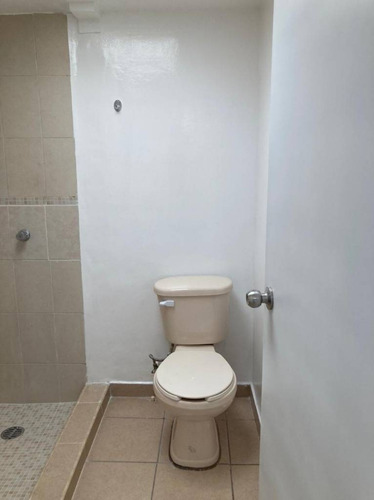 Imagen 10 de 17 de Renta De Casa En Cluster Oportunidad
