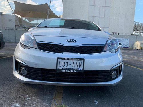 Imagen 8 de 12 de Kia Rio 2017 1.6 Ex Sedan Mt