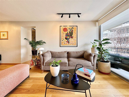 Departamento Remodelado , Providencia Metro Los Leones